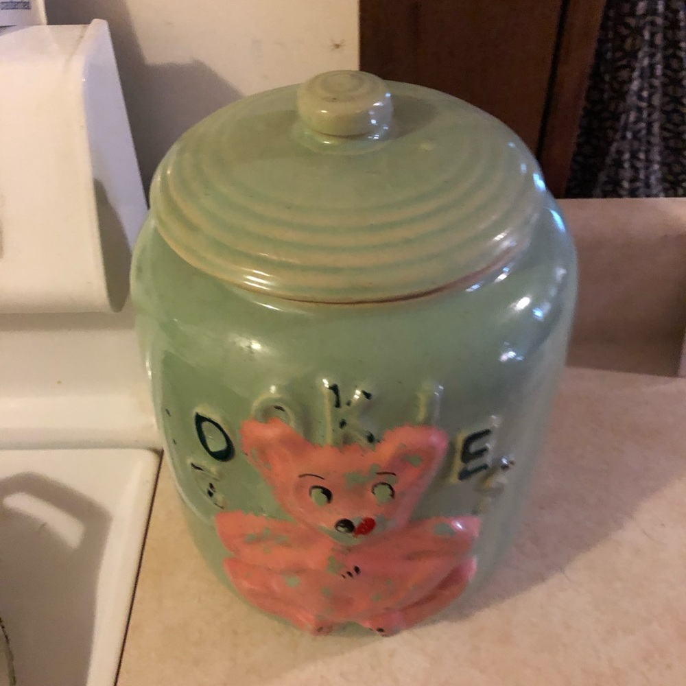 Vintage cookie jar